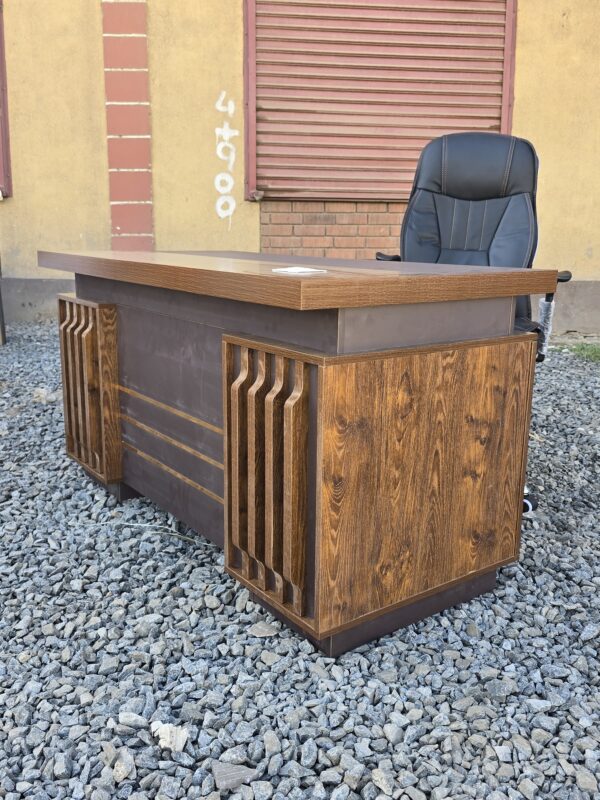 ergonomic office seat 4-link office waiting bench, 5-seater office waiting sofa, electric adjustable table, 2-door wooden credenza