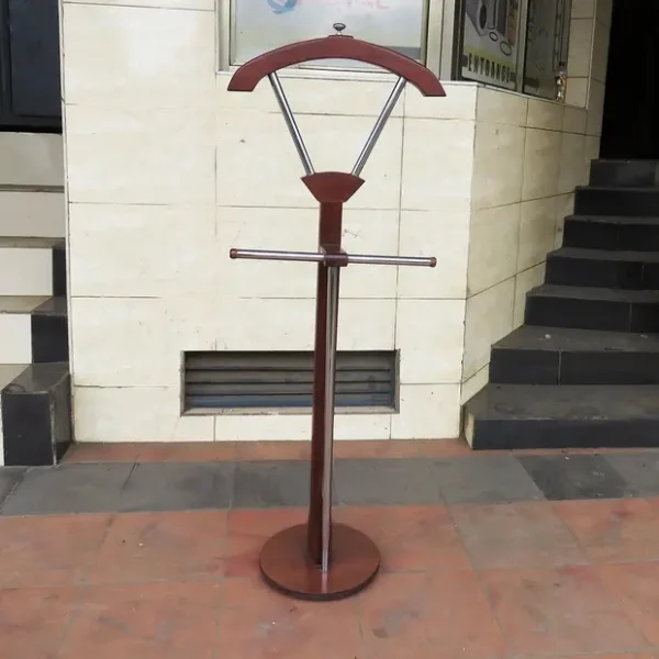 waiting bench, coat hanger, executive desk, office seat, boardroom table, executive desk, coffee table, study desk, ergonomic mesh